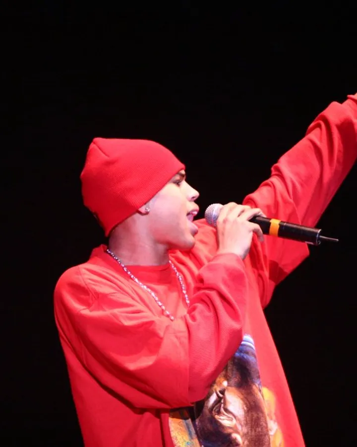 Chris Brown live